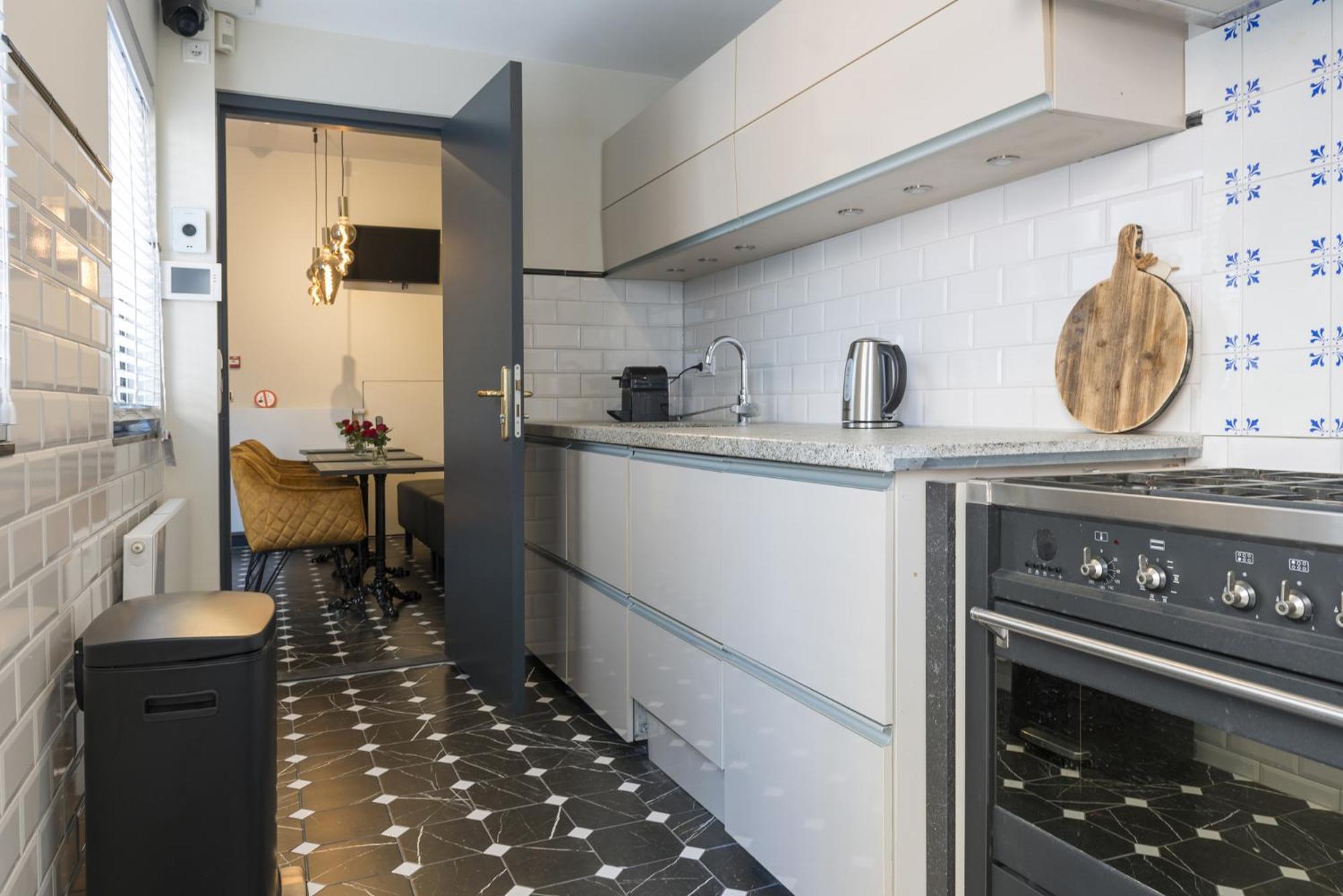 Hotspot Location, Wifi, Bed En Koffie Harmony Apartment Tilburg Luaran gambar