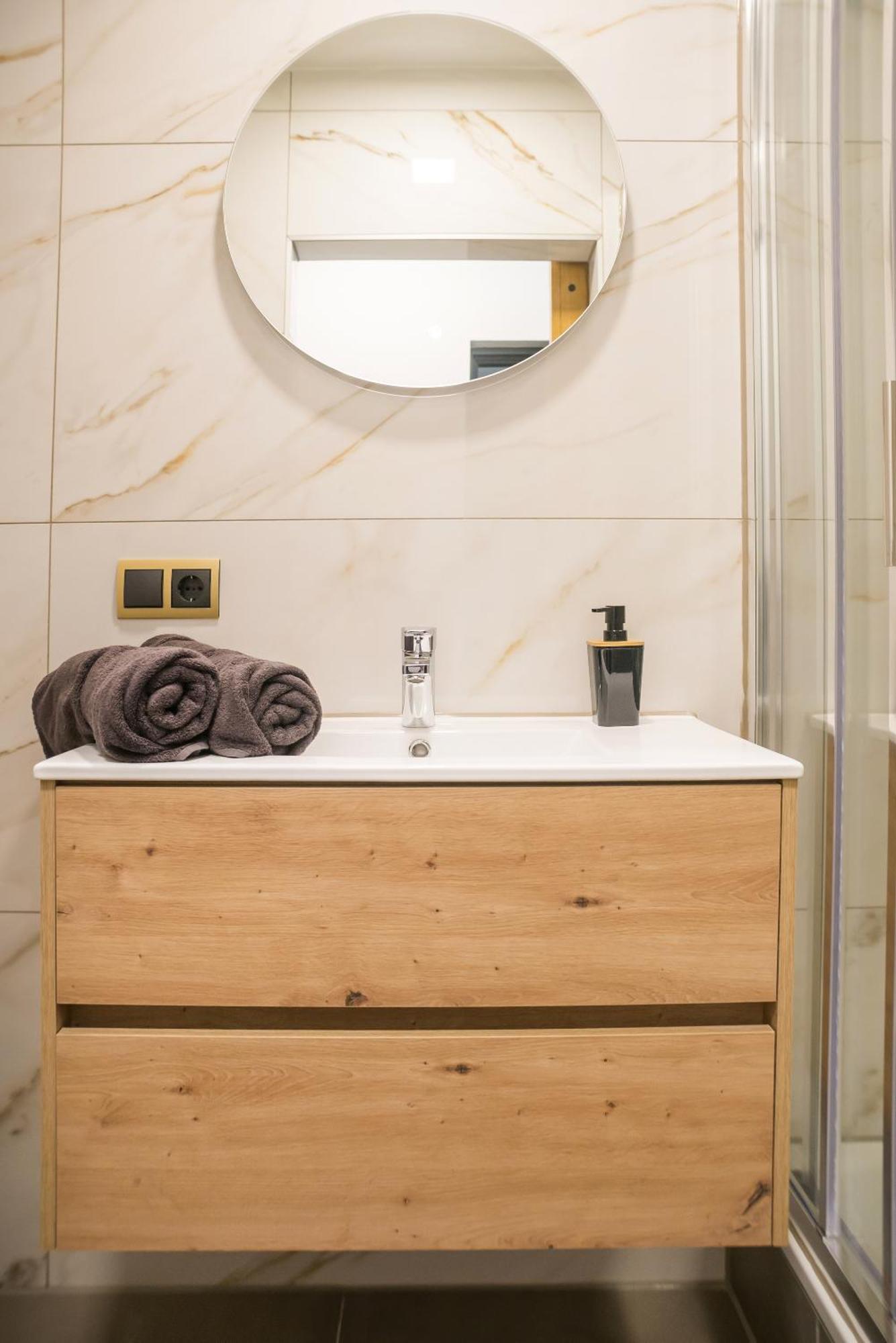 Hotspot Location, Wifi, Bed En Koffie Harmony Apartment Tilburg Luaran gambar